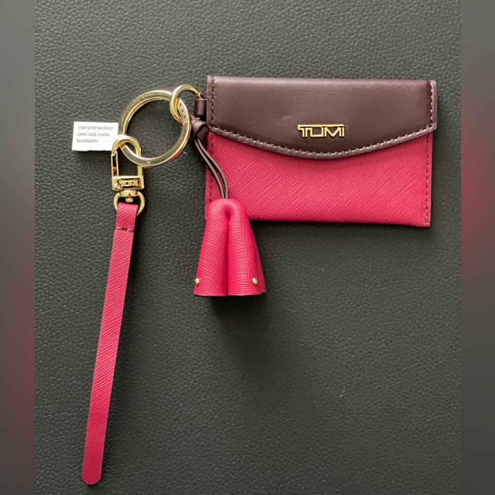 NEW TUMI COIN PURSE CARD KEY HOLDER MINI WALLET GOLD TONE, bag charm wallet.